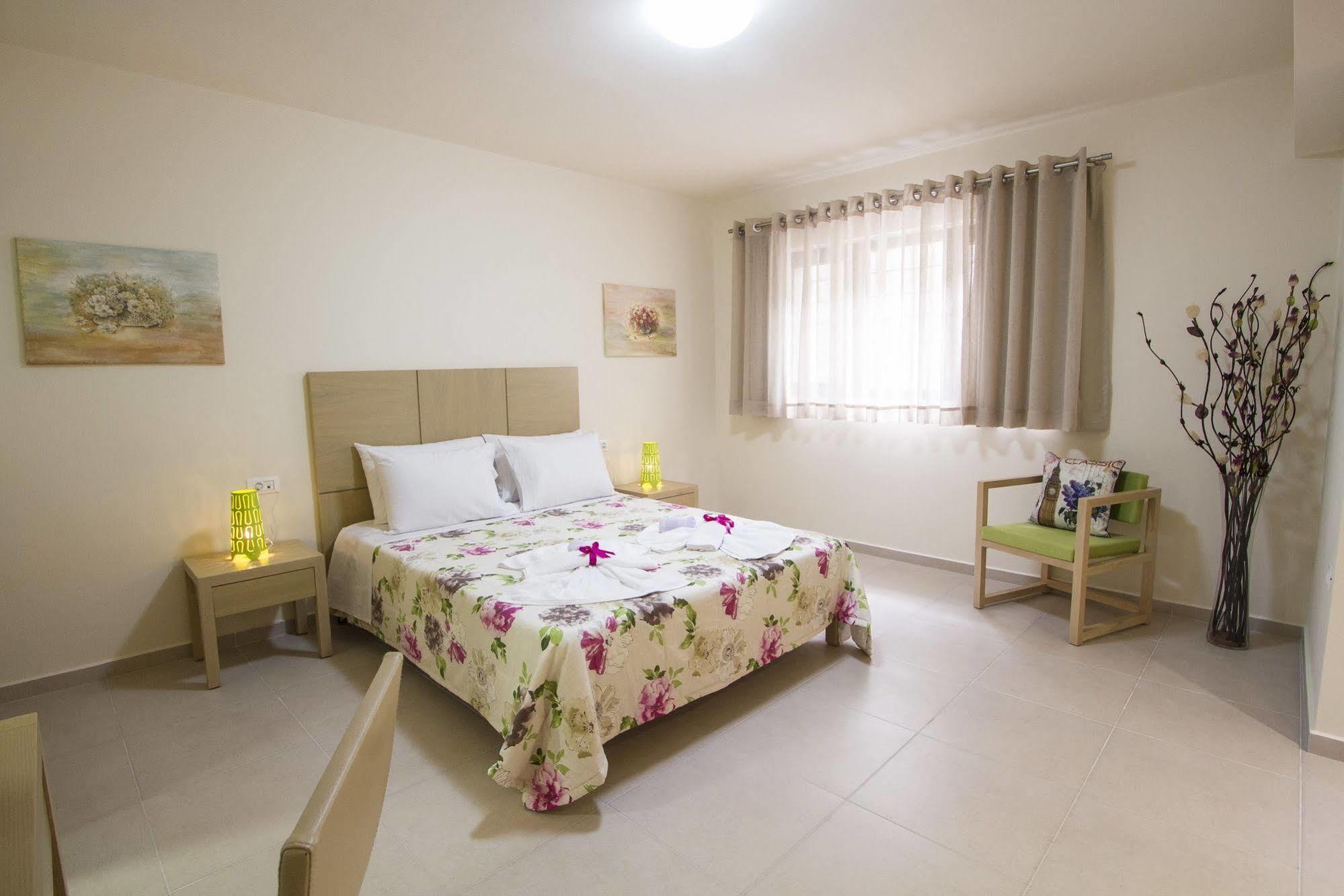 Campagna Mare Apartment Kissamos Bagian luar foto